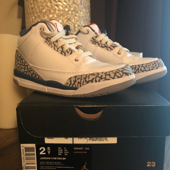 Jordan Retro 3 - Picture 2 of 5